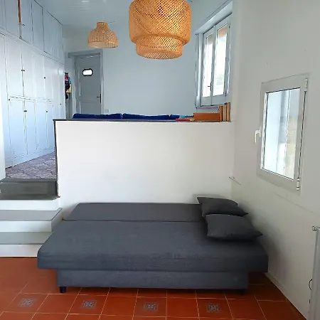 Sospesi Tra Cielo E Mare