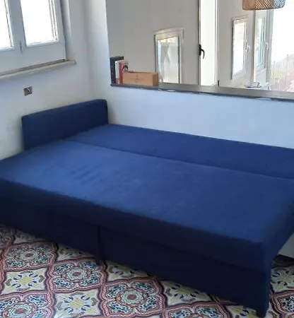 Sospesi Tra Cielo E Mare